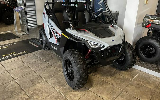 2024 Polaris RZR 200 EFI