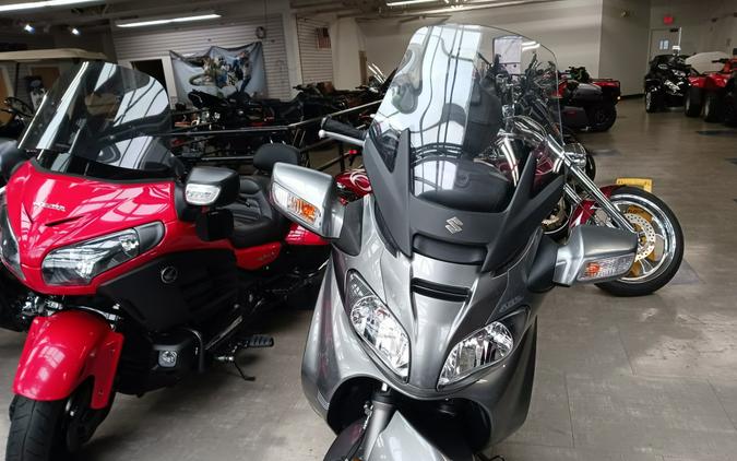 2012 Suzuki BURGMAN 650 EXECUTIVE