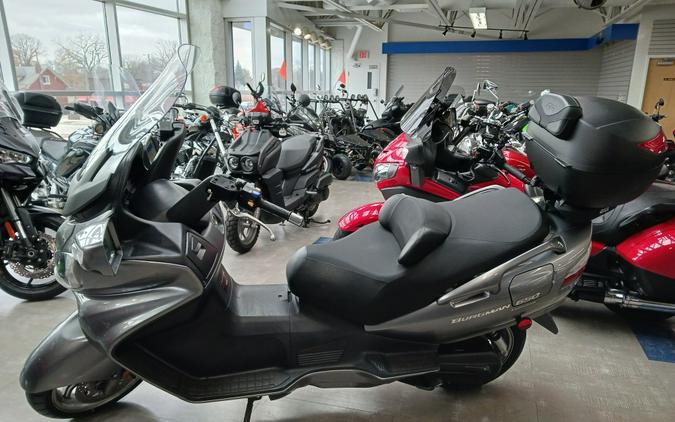 2012 Suzuki BURGMAN 650 EXECUTIVE