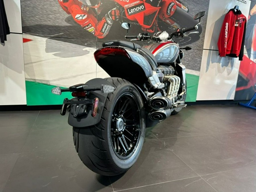 2022 Triumph Rocket 3 R Silver Ice Cranberry Red