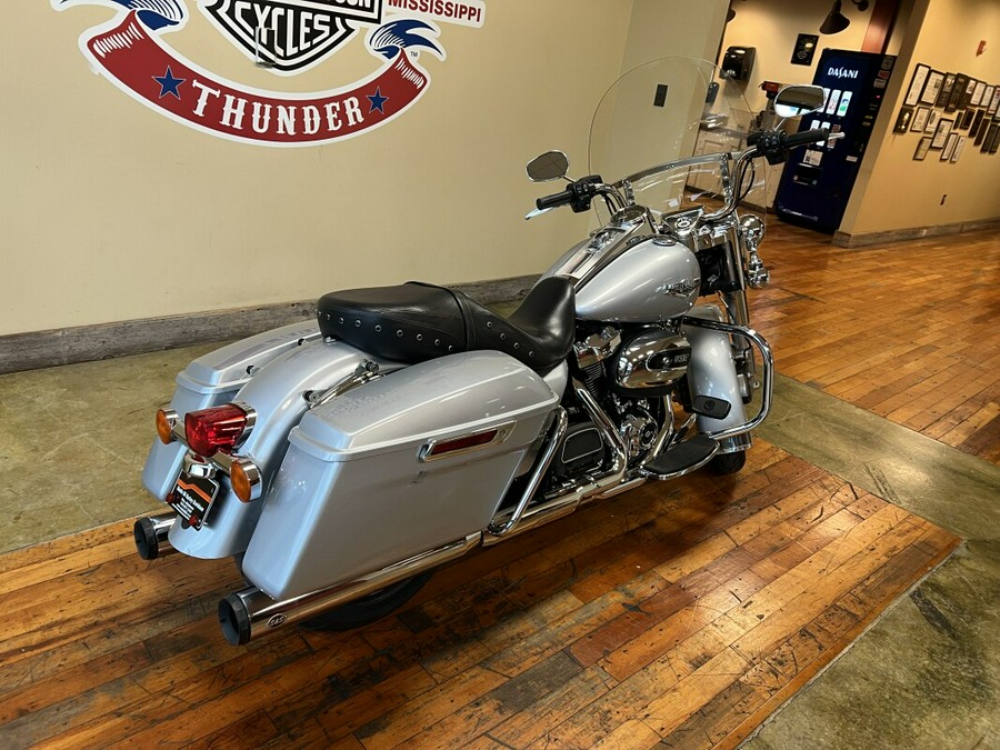 Used 2019 Harley-Davidson Road King Grand American Touring Motorcycle For Sale Near Memphis, TN