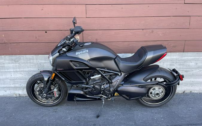 2018 Ducati DIAVEL CARBON