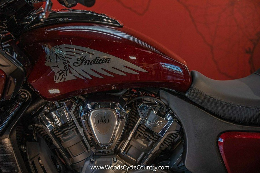 2023 Indian Motorcycle® Challenger® Limited Maroon Metallic