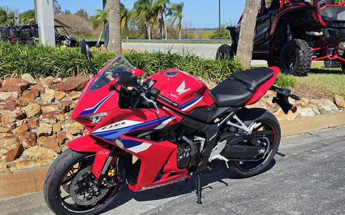 2026 Honda CBR650R E-Clutch