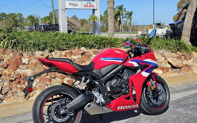 2026 Honda CBR650R E-Clutch