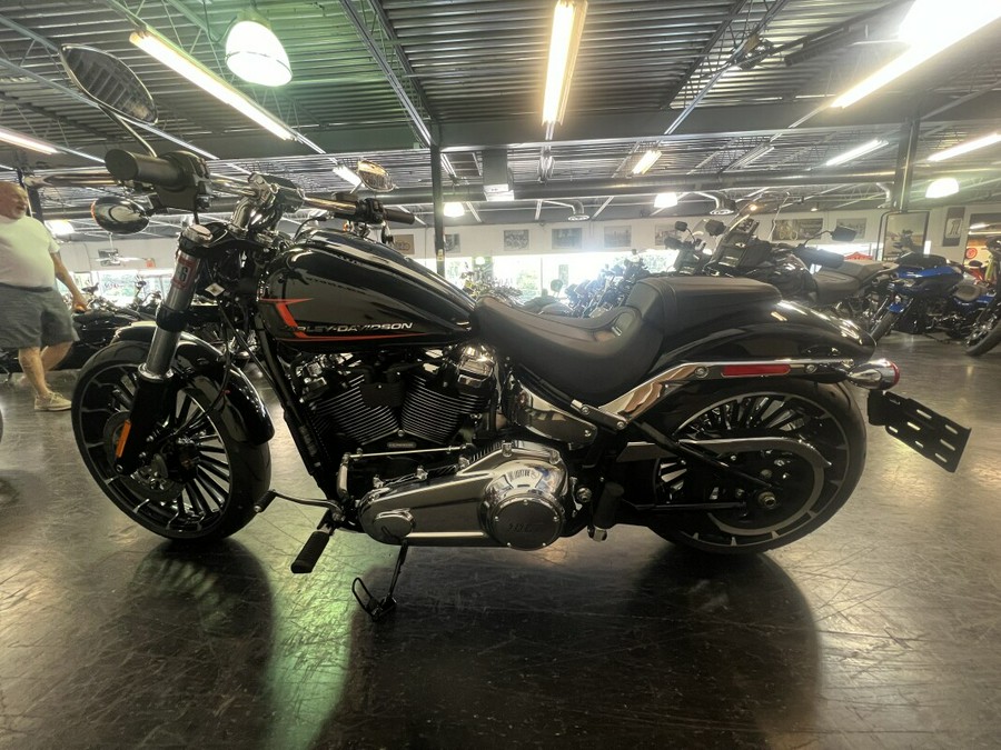 2024 Harley-Davidson Breakout 117 Vivid Black FXBR