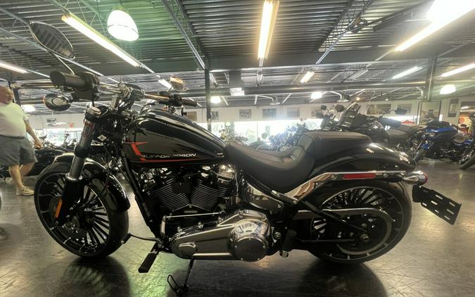 2024 Harley-Davidson Breakout 117 Vivid Black FXBR