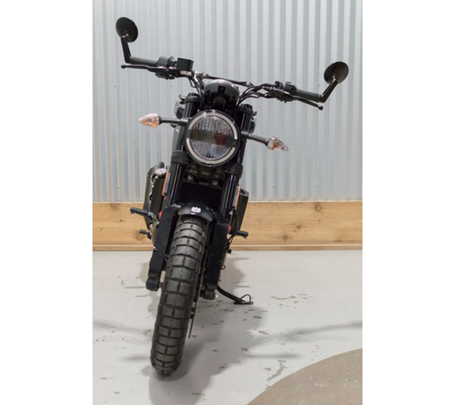 2023 Husqvarna SVARTPILEN 401