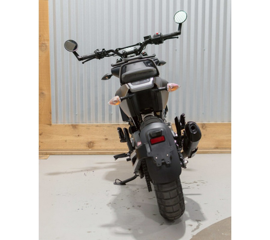 2023 Husqvarna SVARTPILEN 401