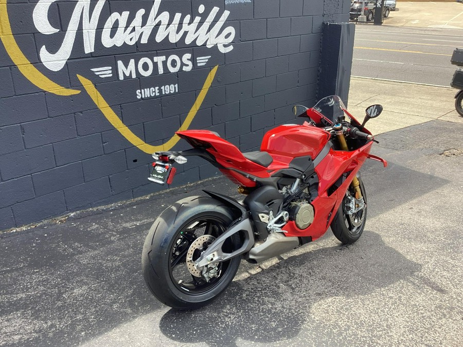 2025 Ducati Panigale V4 S