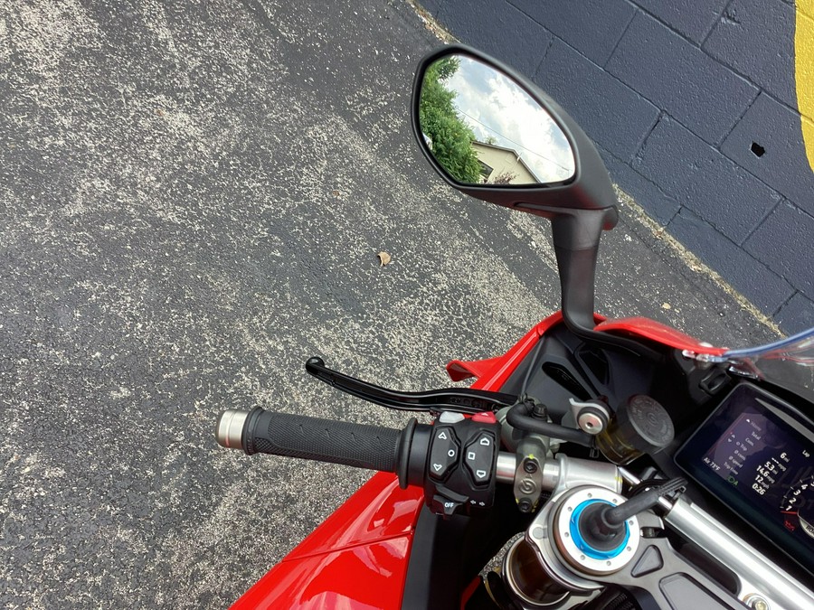 2025 Ducati Panigale V4 S