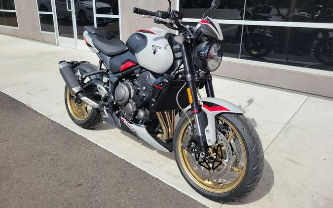 2026 Triumph Trident 800 Ash grey