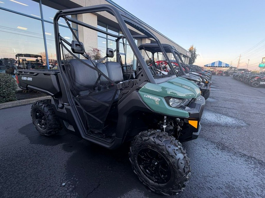 2026 Can-Am® Defender HD7