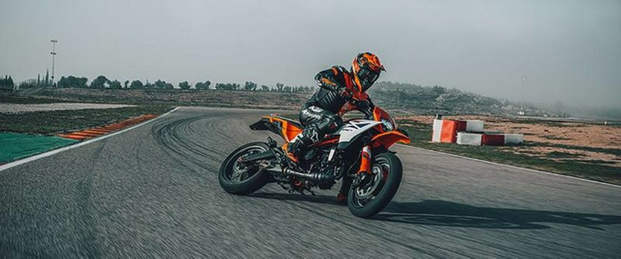 2026 KTM SMC 390 R