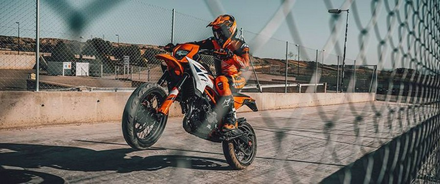 2026 KTM SMC 390 R