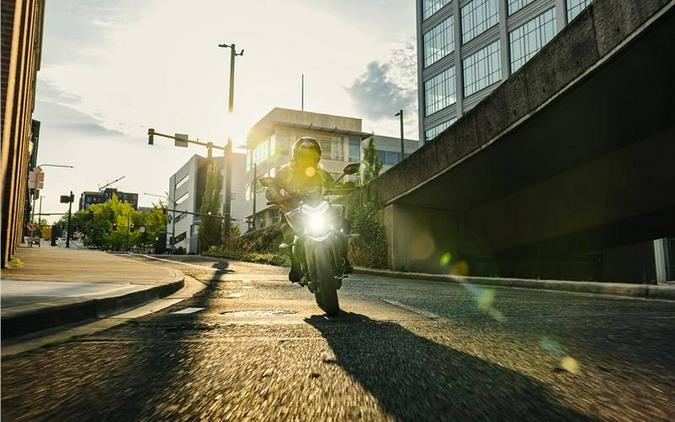 2025 CFMOTO 450 NK CF400-7US