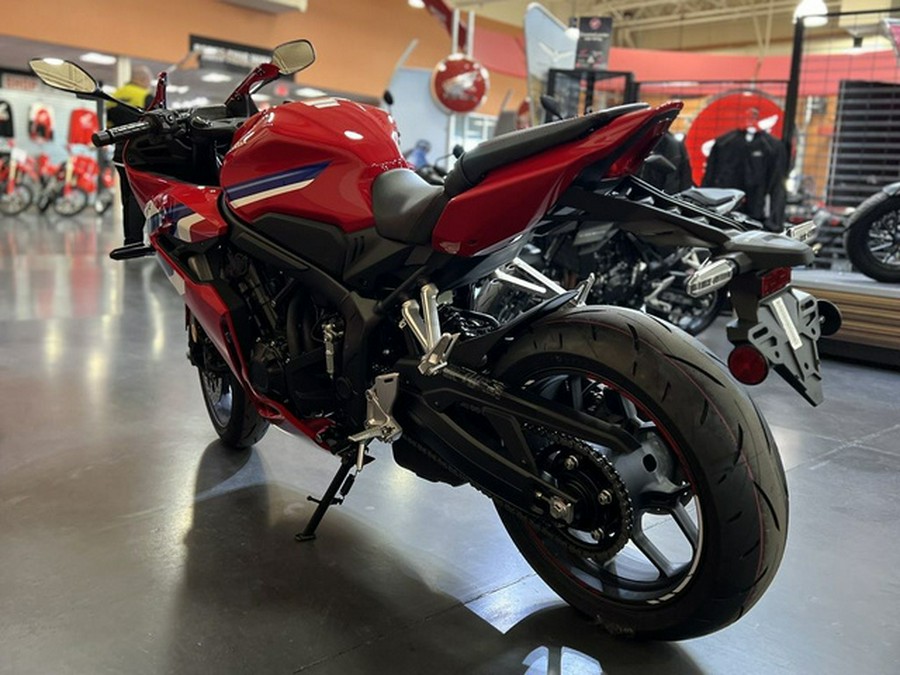 2026 Honda CBR650R E-Clutch