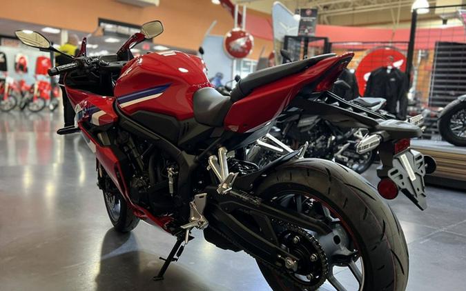 2026 Honda CBR650R E-Clutch