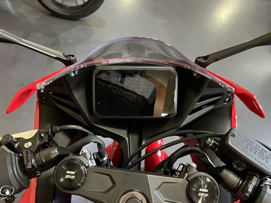 2026 Honda CBR650R E-Clutch