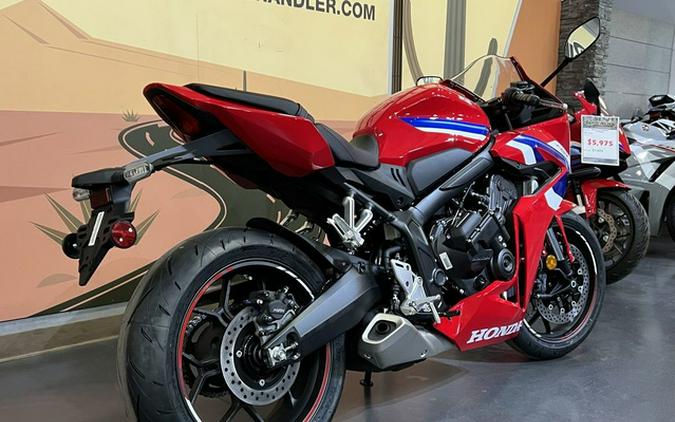 2026 Honda CBR650R E-Clutch