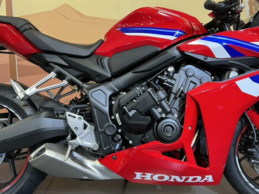 2026 Honda CBR650R E-Clutch