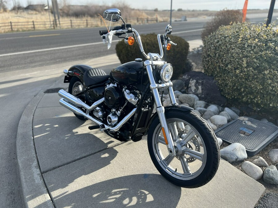 2023 Harley-Davidson Softail Standard Vivid Black