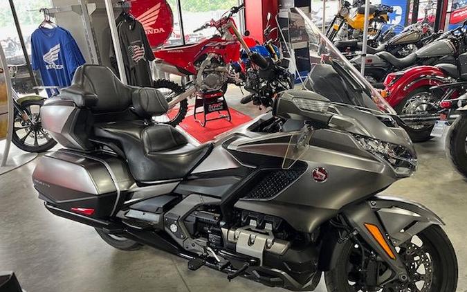 2018 Honda Gold Wing Base W TOUR PACK