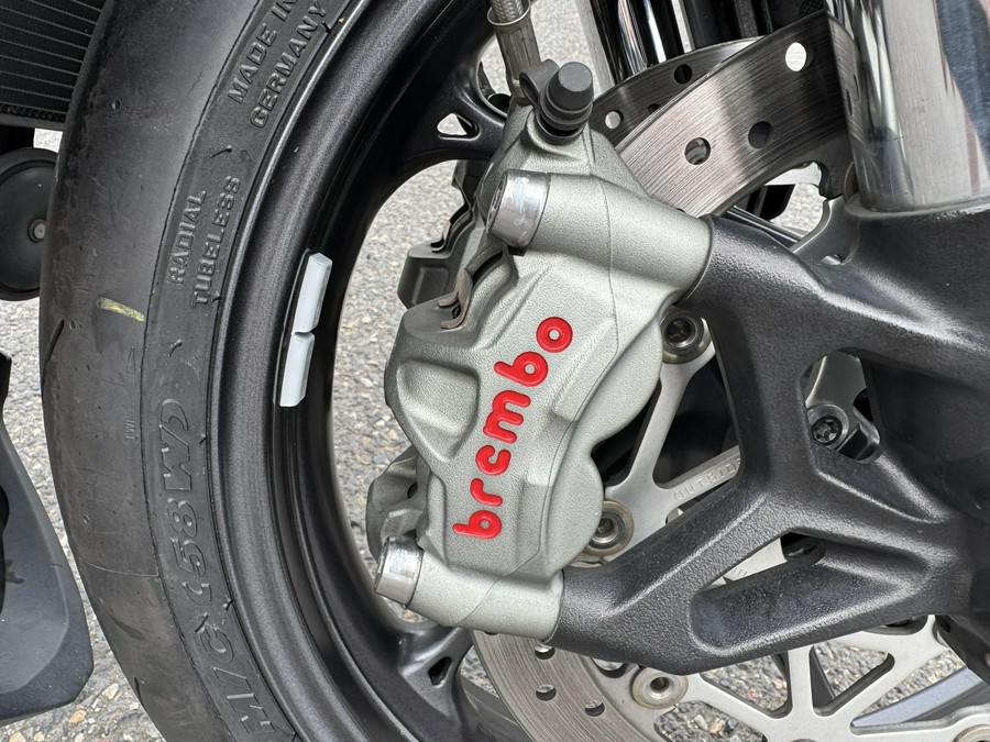 2022 Triumph Street Triple RS - SILVER ICE