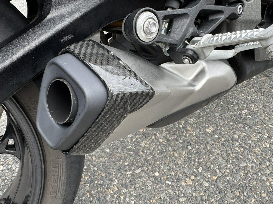 2022 Triumph Street Triple RS - SILVER ICE