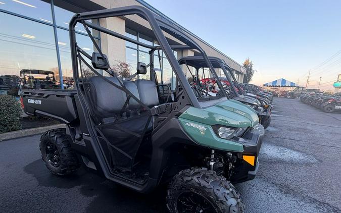 2026 Can-Am® Defender DPS HD9 Compass Green