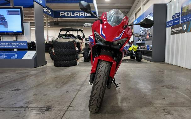 2025 Honda CBR500R ABS