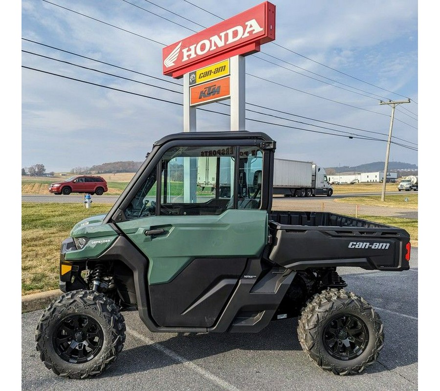 2024 Can-Am® Defender DPS CAB HD9