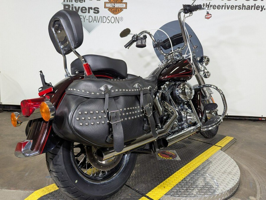 2011 Harley-Davidson Heritage Softail Classic Two-Tone Merlot Sunglo/Vivid B