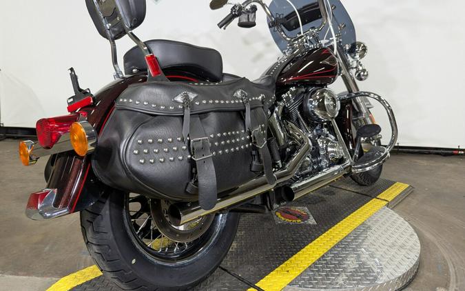 2011 Harley-Davidson Heritage Softail Classic Two-Tone Merlot Sunglo/Vivid B