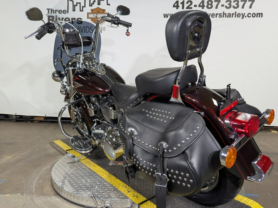 2011 Harley-Davidson Heritage Softail Classic Two-Tone Merlot Sunglo/Vivid B