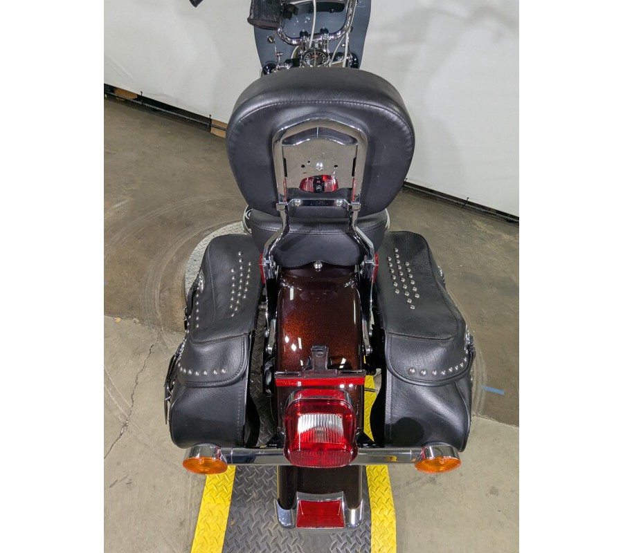 2011 Harley-Davidson Heritage Softail Classic Two-Tone Merlot Sunglo/Vivid B