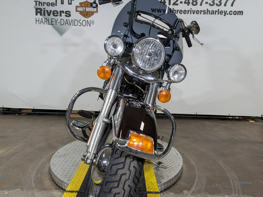2011 Harley-Davidson Heritage Softail Classic Two-Tone Merlot Sunglo/Vivid B