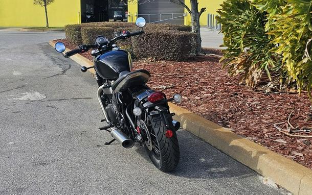 2026 Triumph Bonneville Bobber Jet black DX5