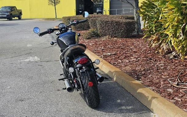 2026 Triumph Bonneville Bobber Jet black DX5