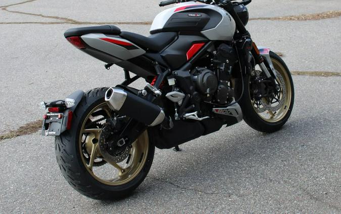 2026 TRIUMPH TRIDENT 800