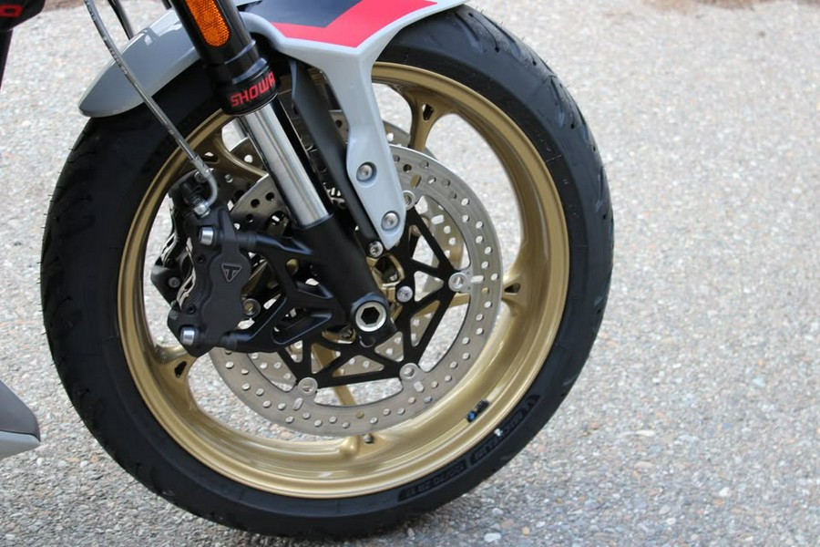 2026 TRIUMPH TRIDENT 800