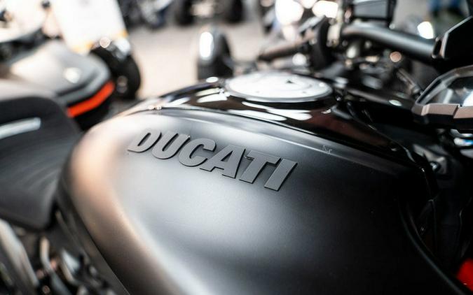2019 Ducati Diavel 1260 S Dark Stealth