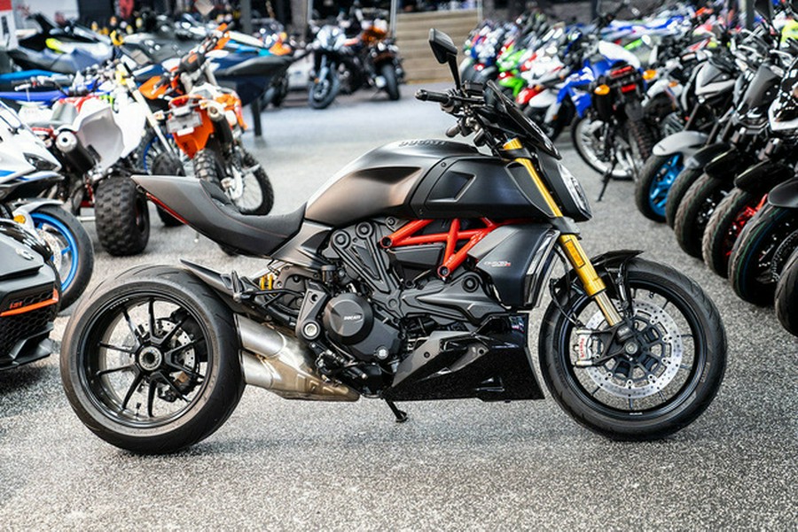 2019 Ducati Diavel 1260 S Dark Stealth
