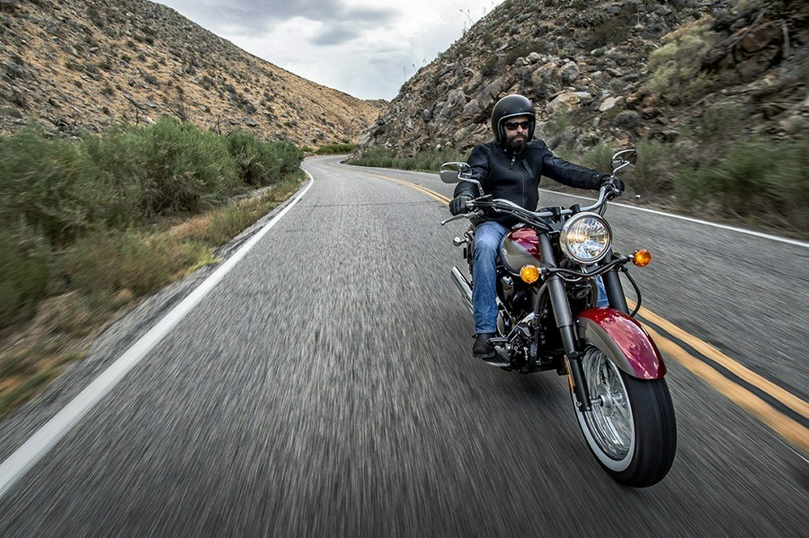 2016 Kawasaki Vulcan 900 Classic