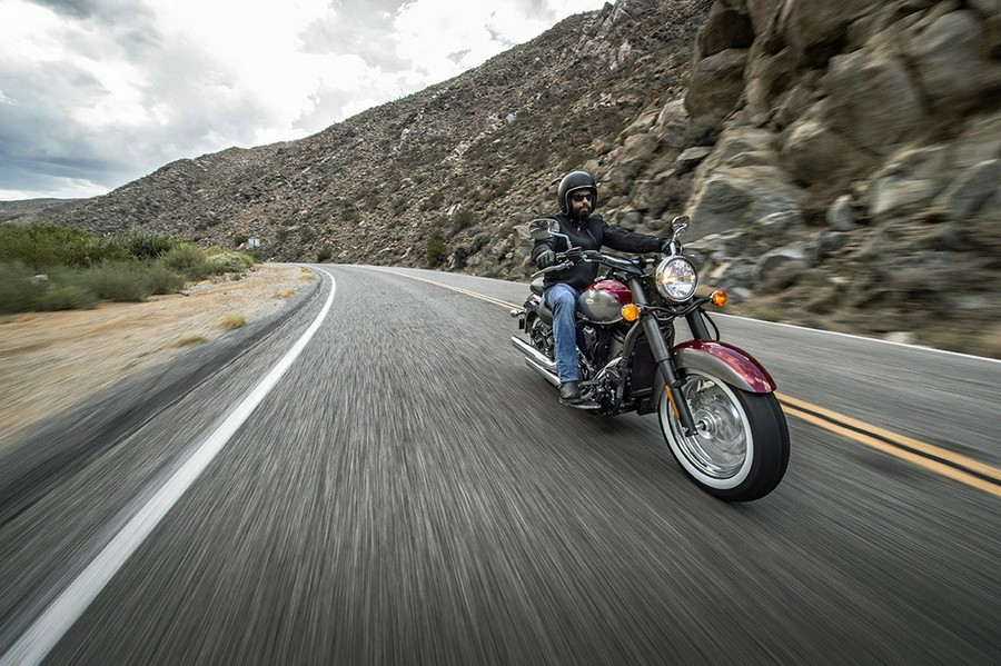 2016 Kawasaki Vulcan 900 Classic