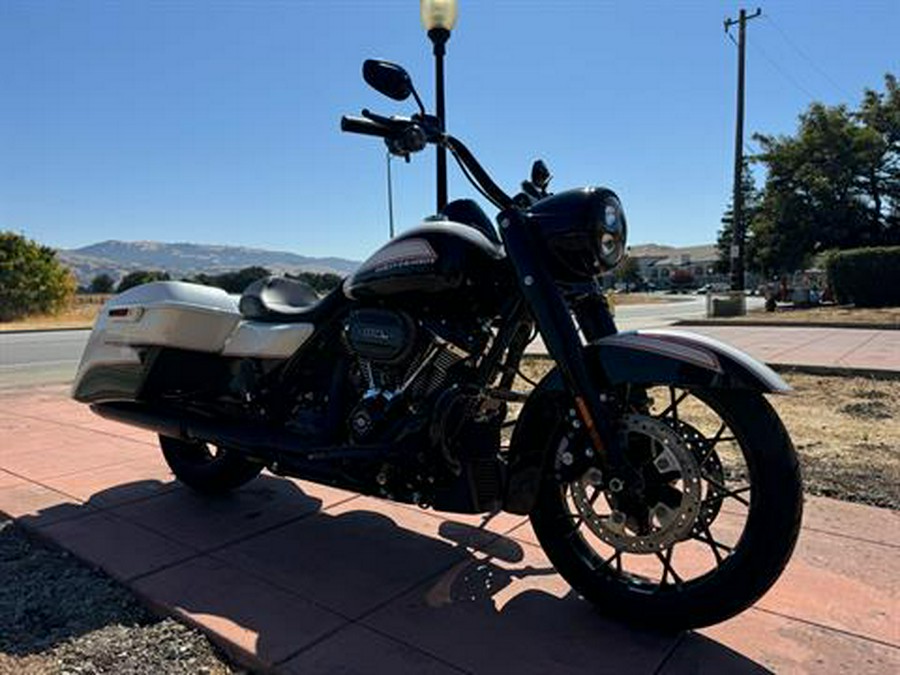 2023 Harley-Davidson Road King® Special