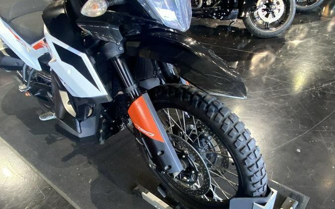 2019 KTM Adventure 790