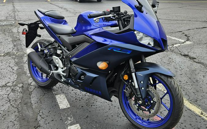 2023 R3 - Yamaha