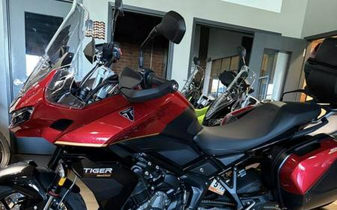 2026 Triumph Tiger Sport 800 Tour Carnival red