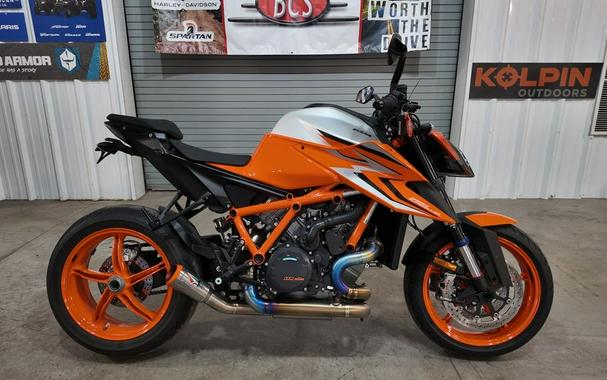 2022 KTM Super Duke 1290 R EVO